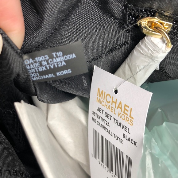 Nwt Michael kors jet set travel MD  carryall tote - Picture 5 of 5